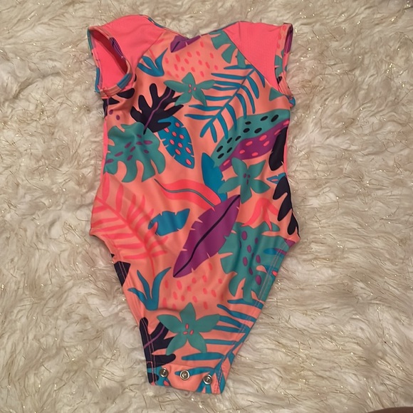 Neon tropical | 2T | Cat & Jack swimsuit - Picture 7 of 9